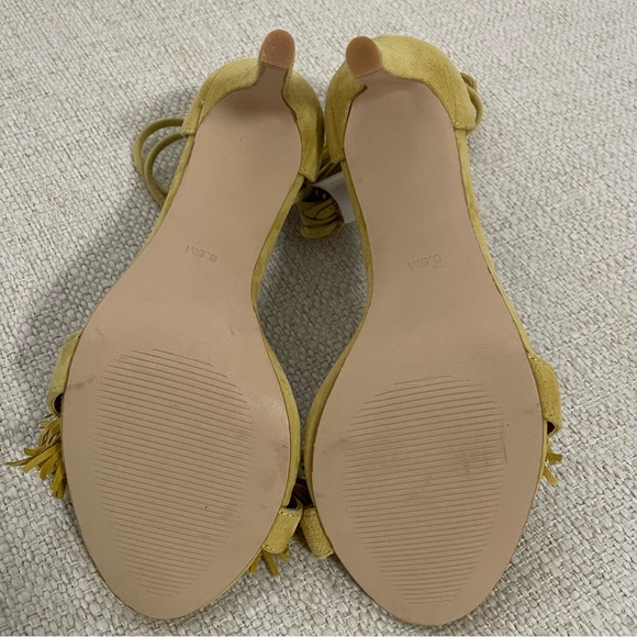 Steve Madden Sassey Fringe Sandal size 6.5 - Picture 6 of 6